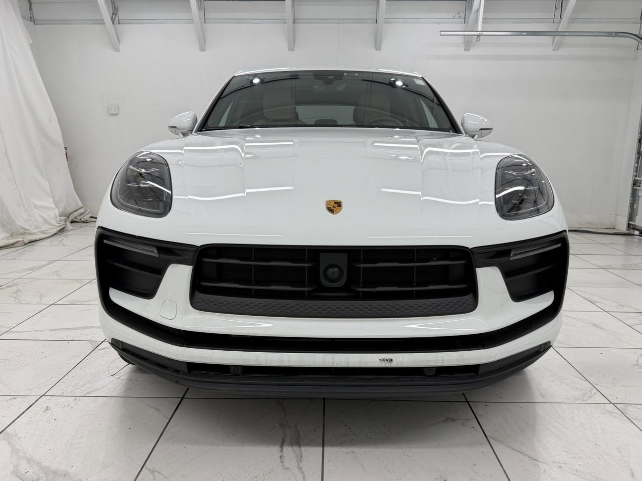 2025 Porsche Macan Newark DE