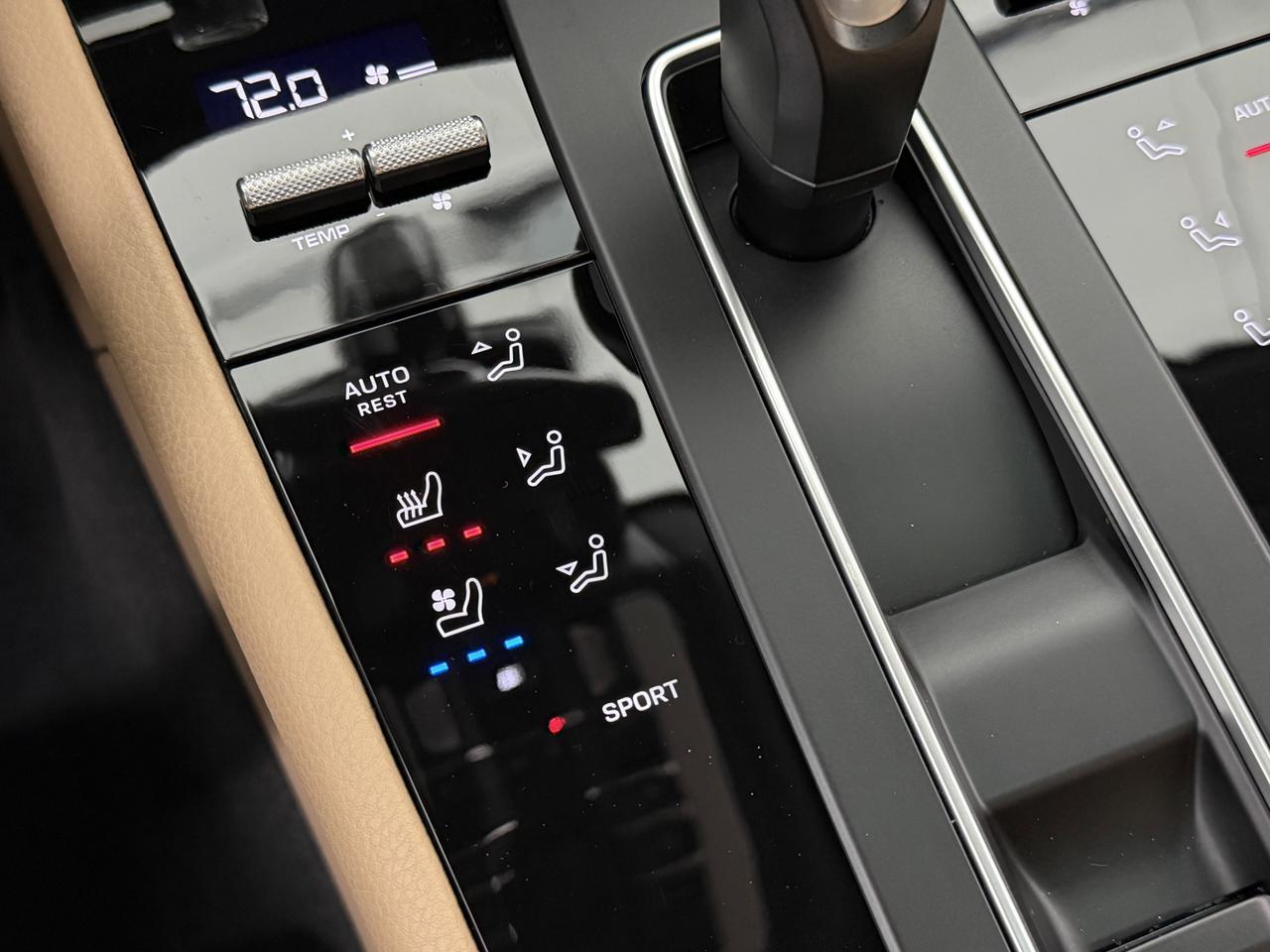 2025 Porsche Macan Newark DE