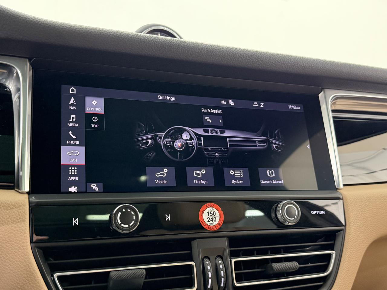 2025 Porsche Macan Newark DE