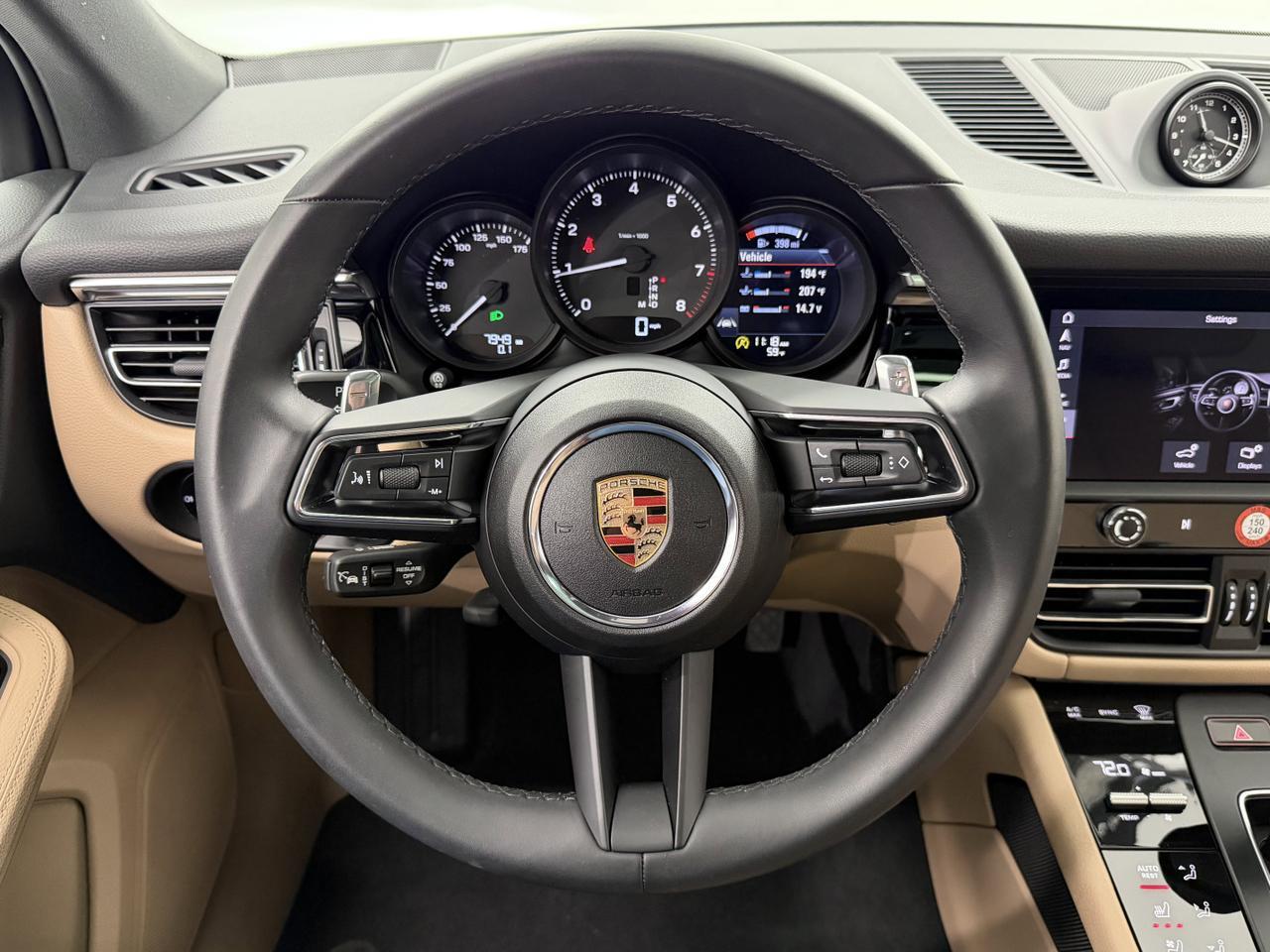 2025 Porsche Macan Newark DE