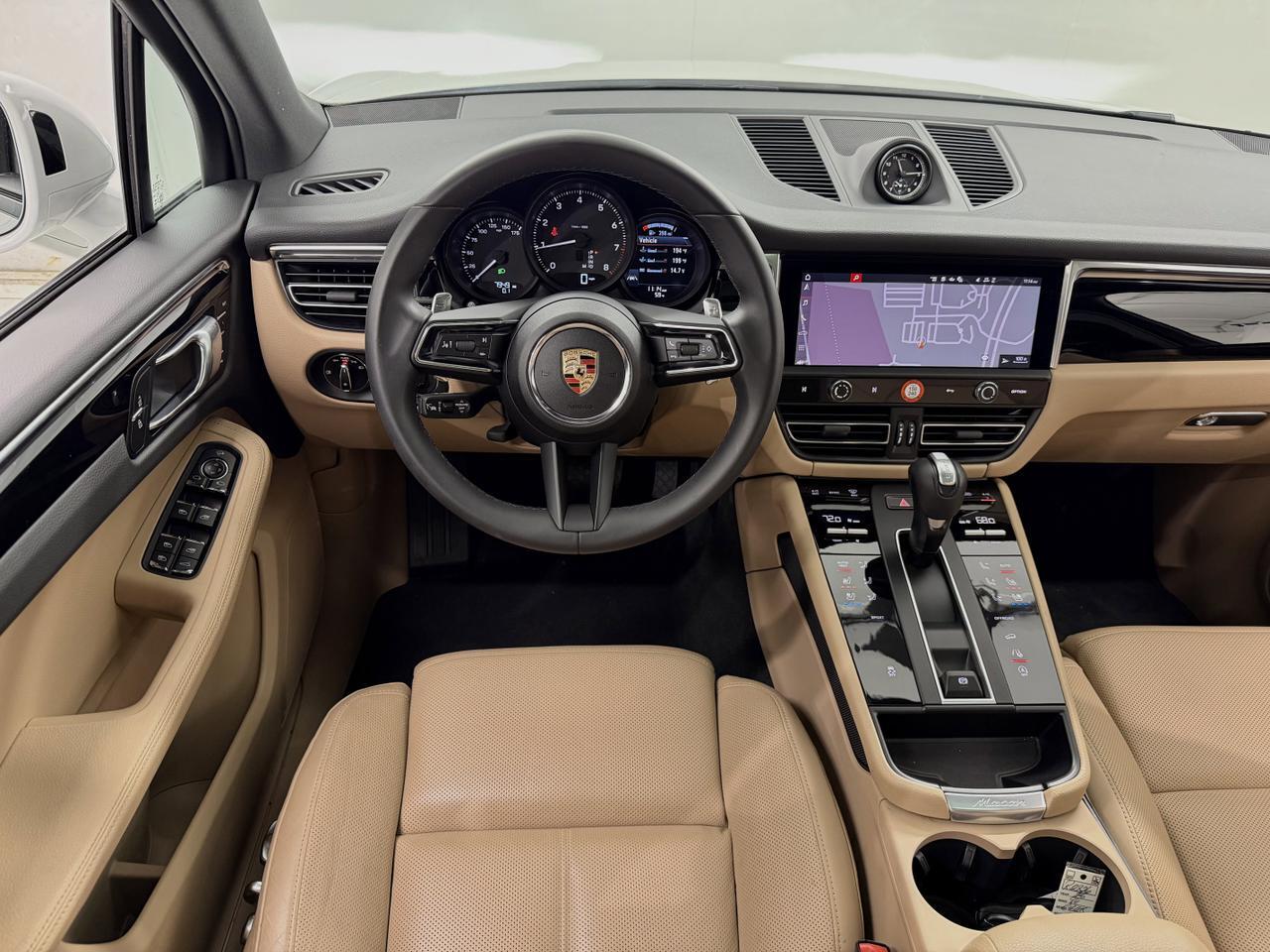 2025 Porsche Macan Newark DE