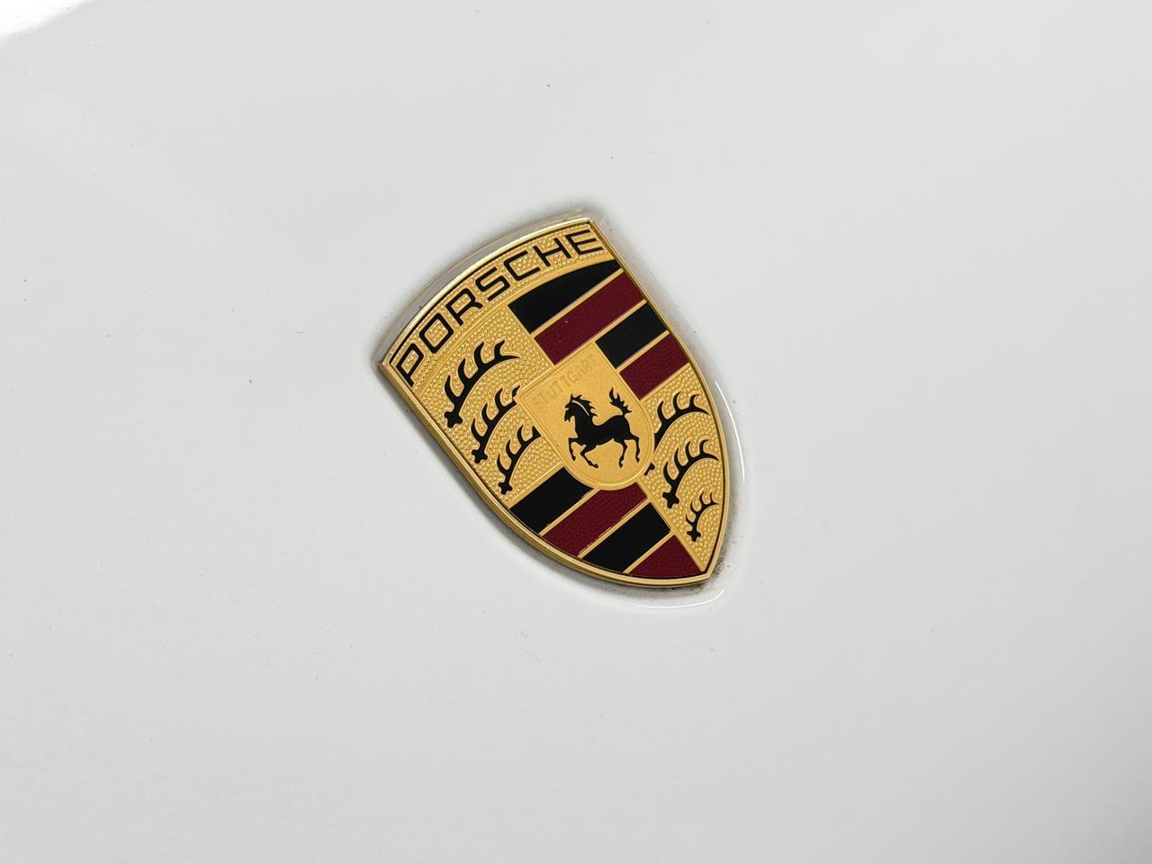 2025 Porsche Macan Newark DE