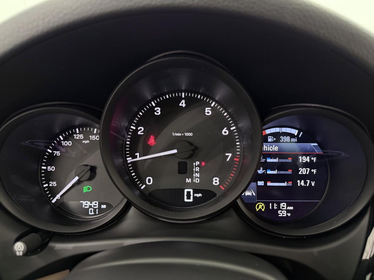 2025 Porsche Macan Newark DE