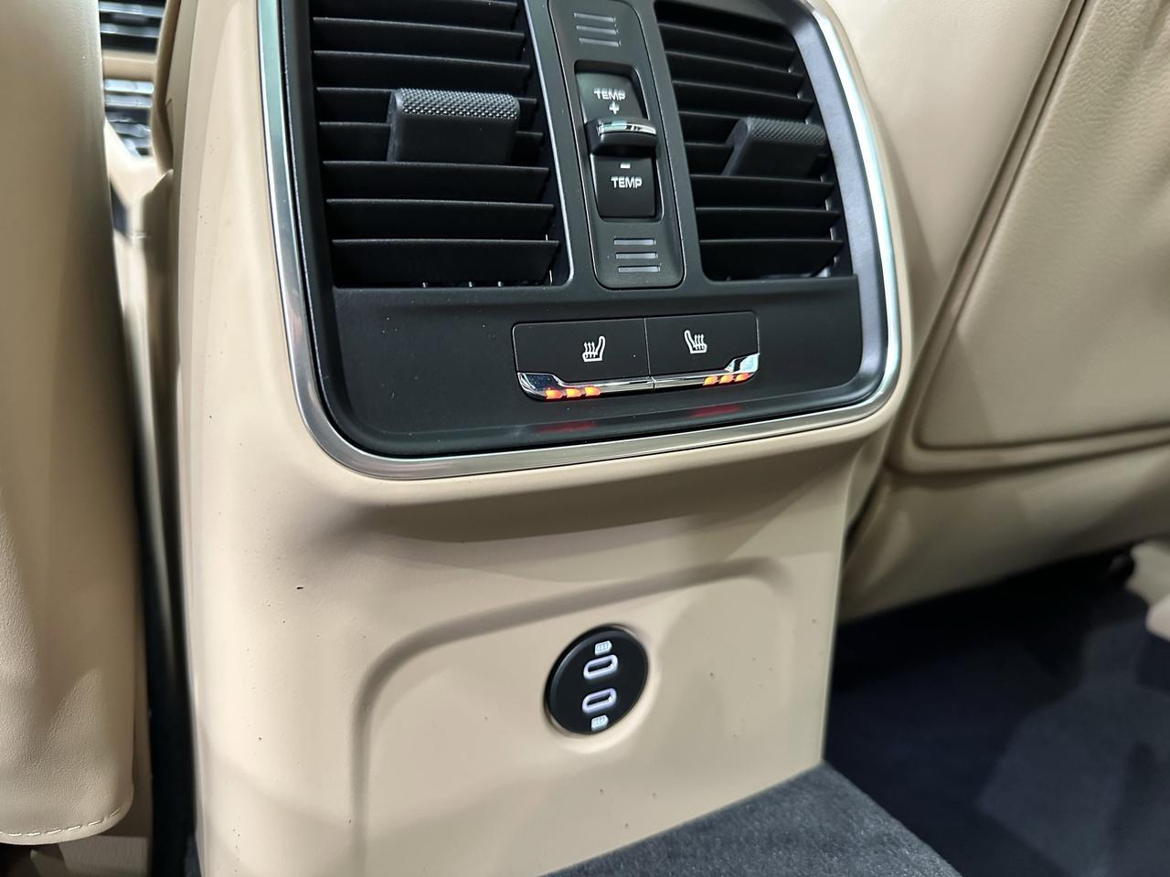 2025 Porsche Macan Newark DE