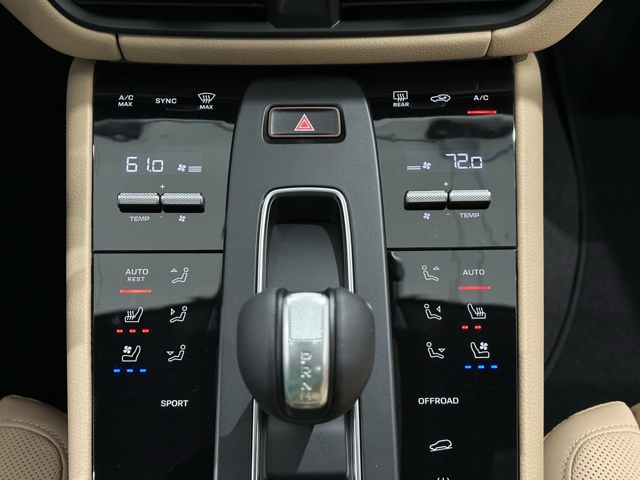 2025 Porsche Macan Newark DE