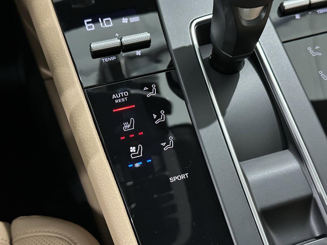 2025 Porsche Macan Newark DE
