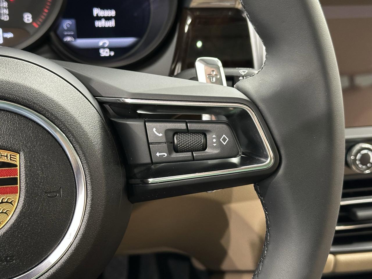 2025 Porsche Macan Newark DE