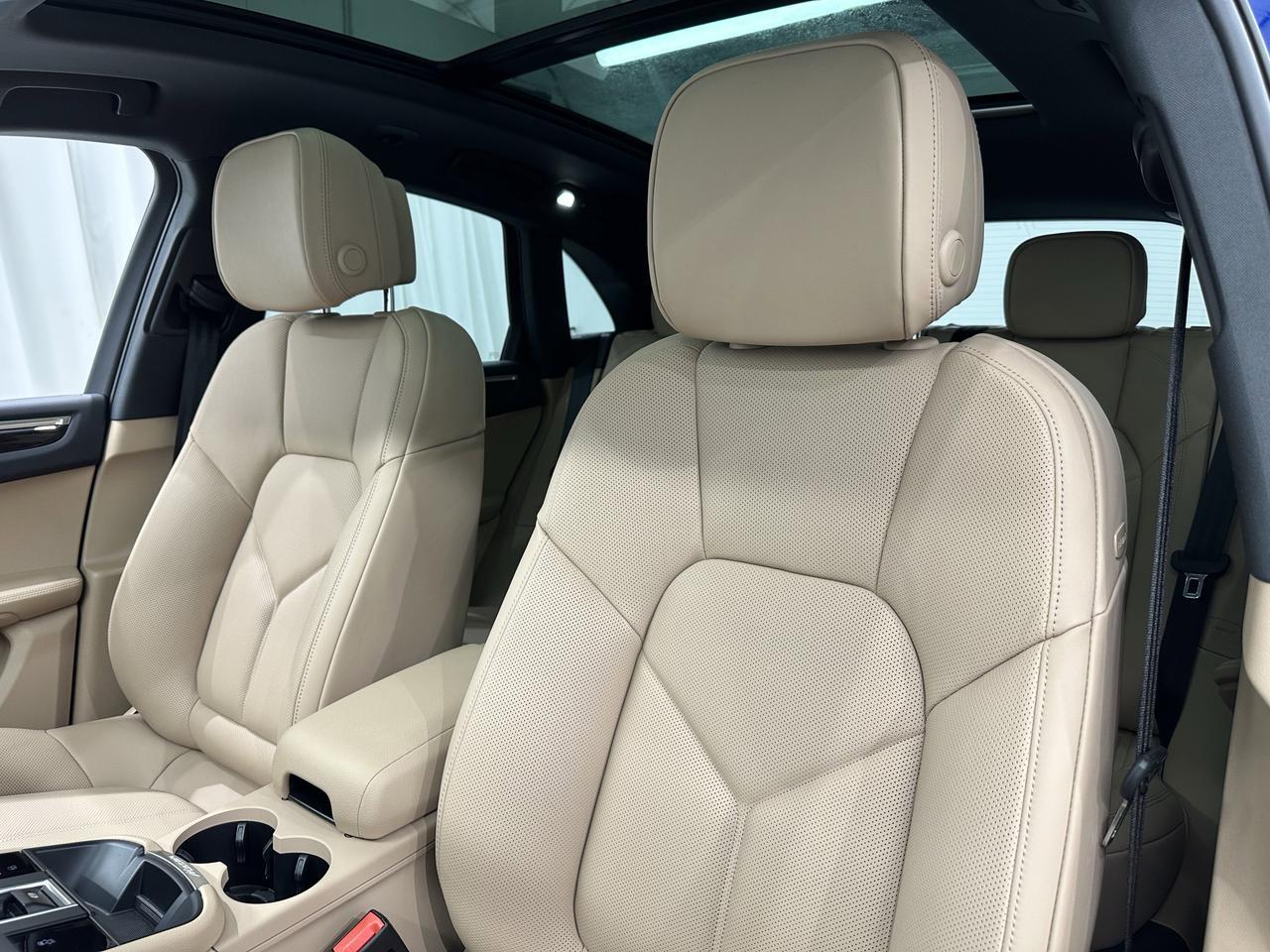 2025 Porsche Macan Newark DE
