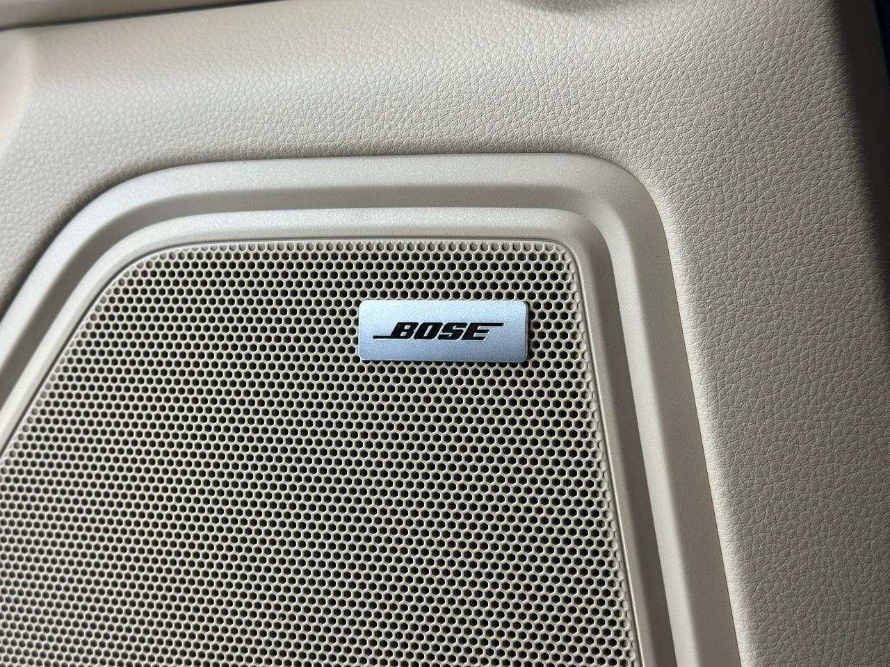 2025 Porsche Macan Newark DE