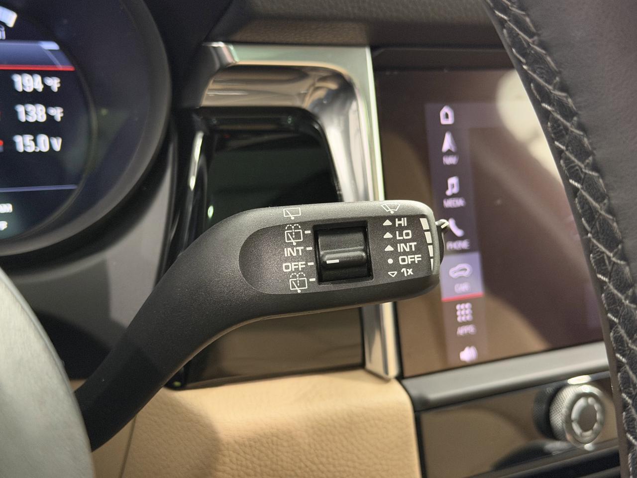 2025 Porsche Macan Newark DE