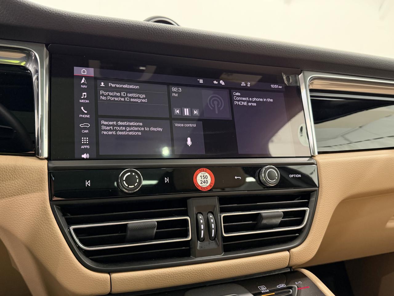 2025 Porsche Macan Newark DE