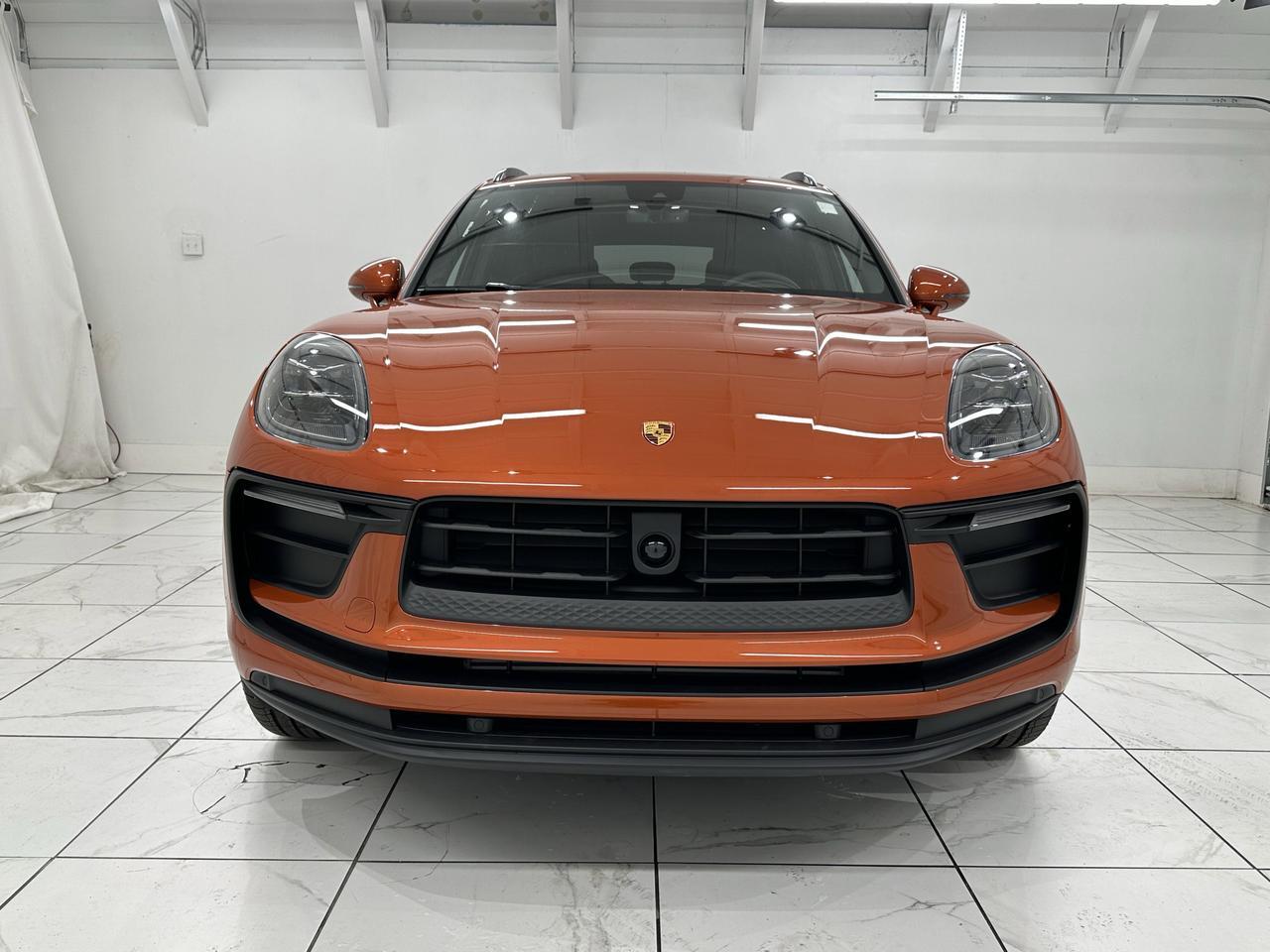 2025 Porsche Macan Newark DE