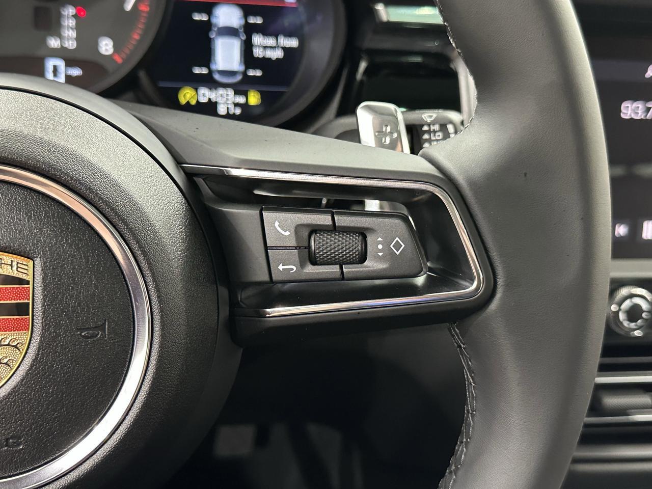 2025 Porsche Macan Newark DE