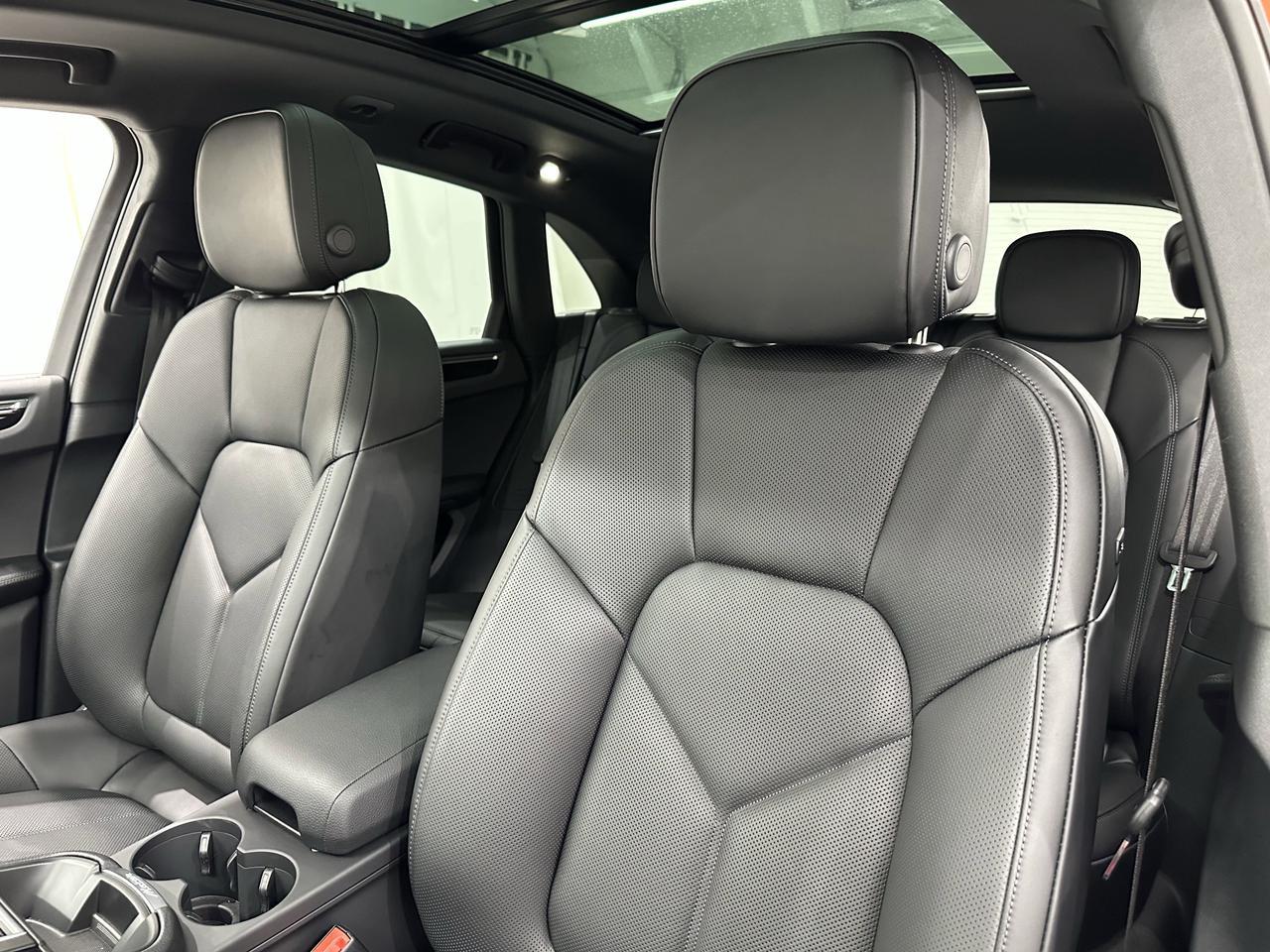 2025 Porsche Macan Newark DE