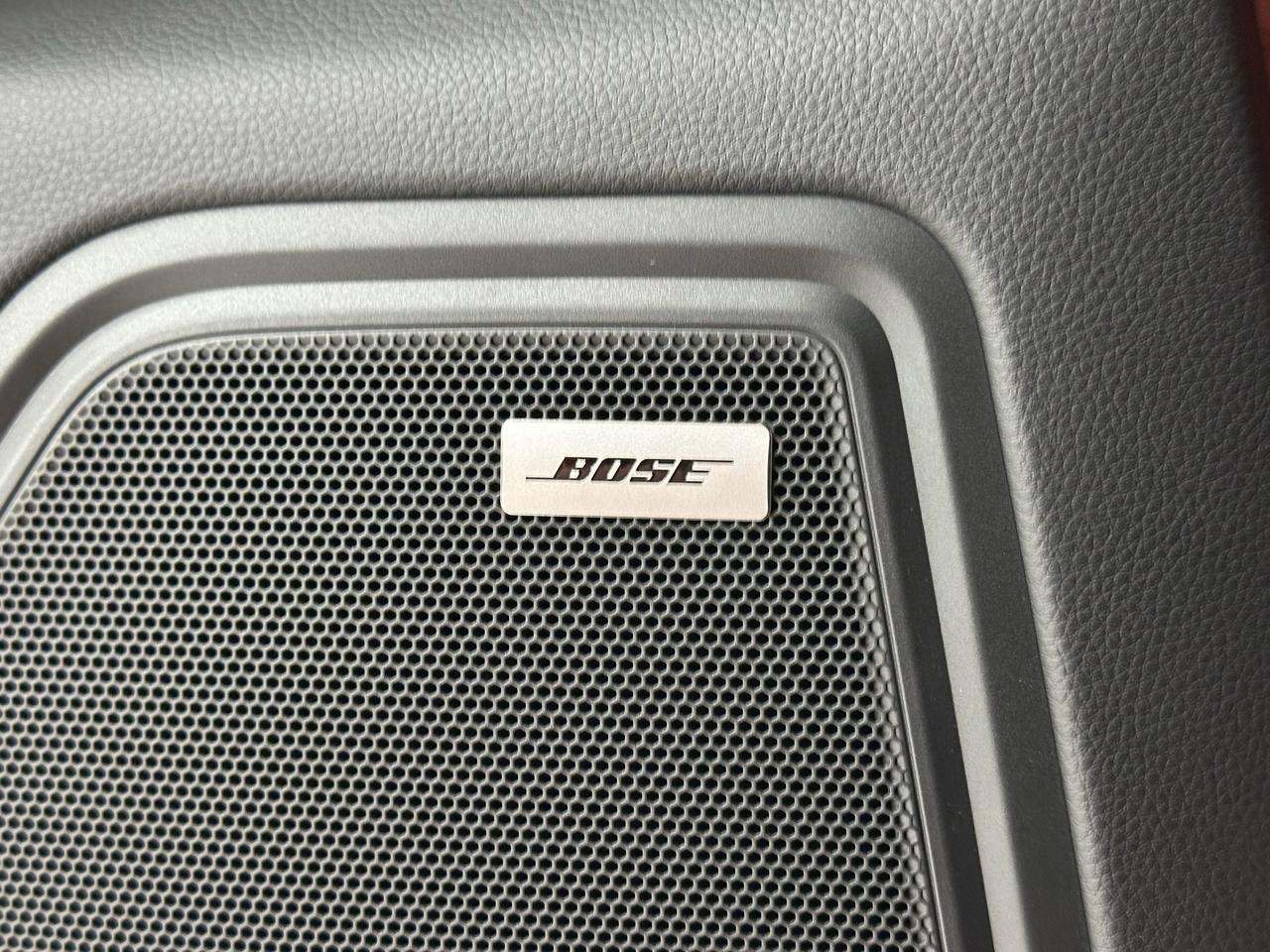 2025 Porsche Macan Newark DE