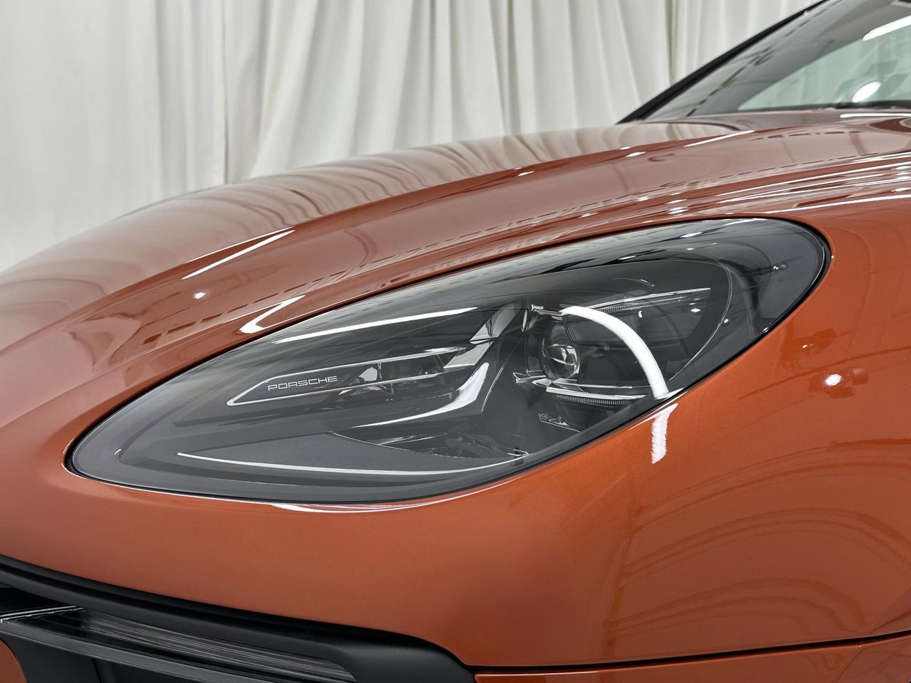 2025 Porsche Macan Newark DE