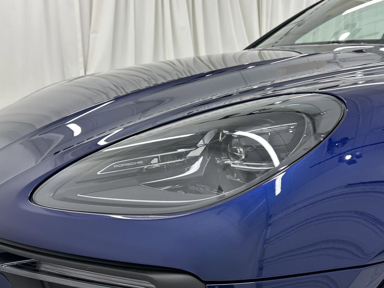 2025 Porsche Macan Newark DE