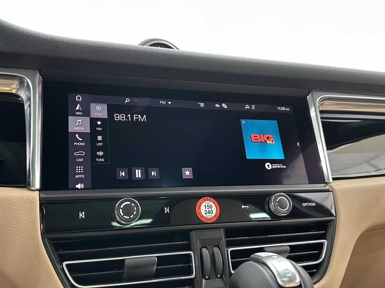 2025 Porsche Macan Newark DE