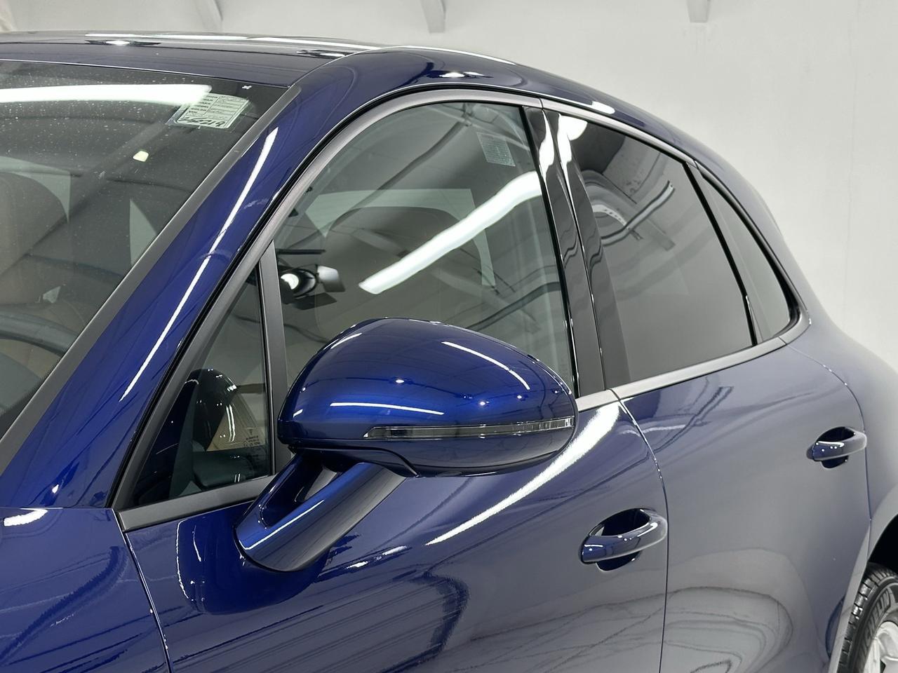 2025 Porsche Macan Newark DE