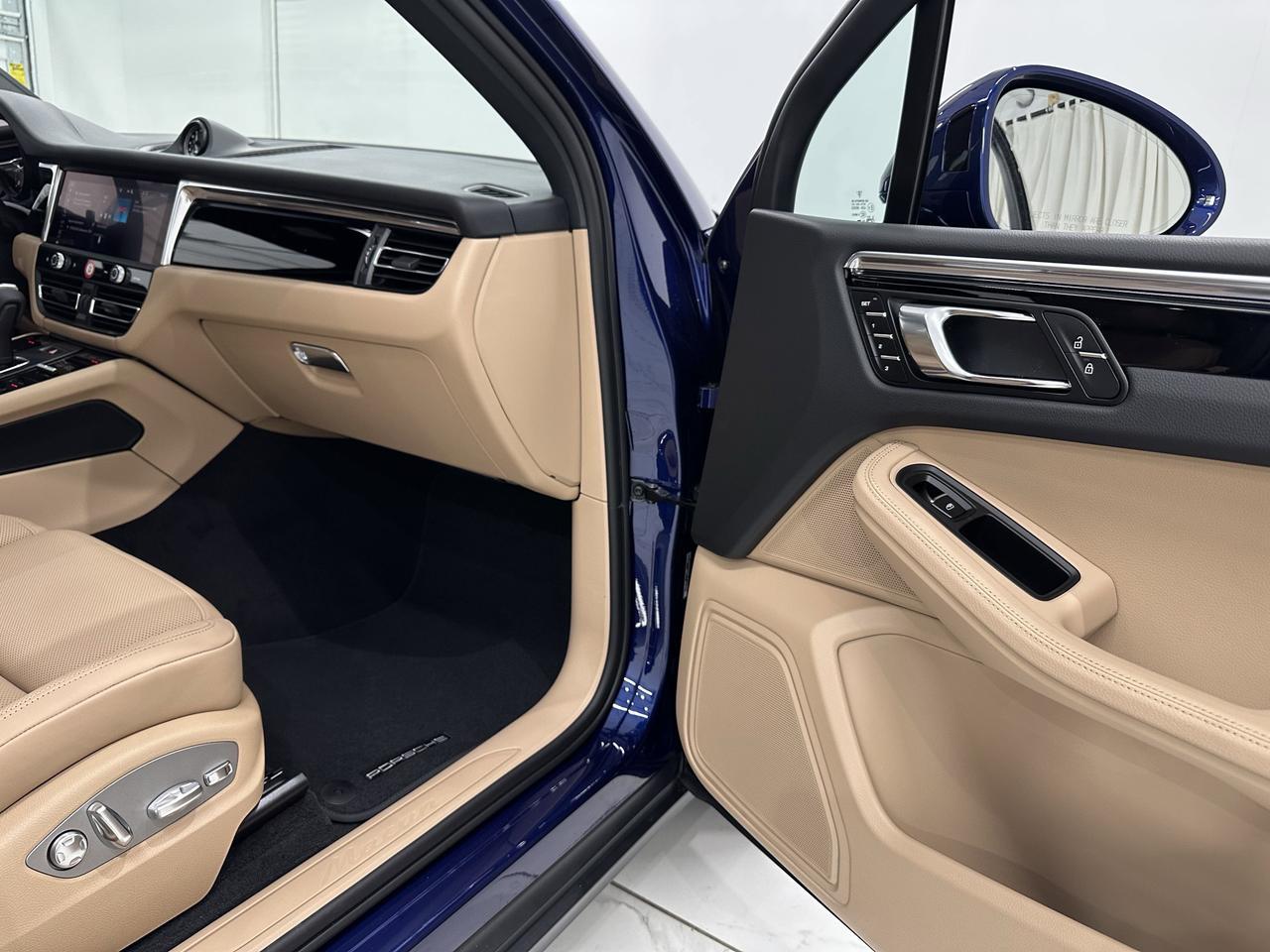 2025 Porsche Macan Newark DE