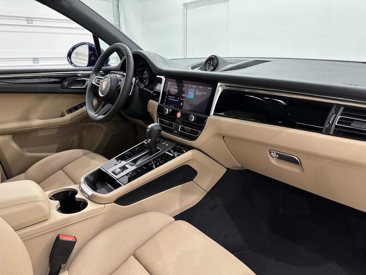2025 Porsche Macan Newark DE
