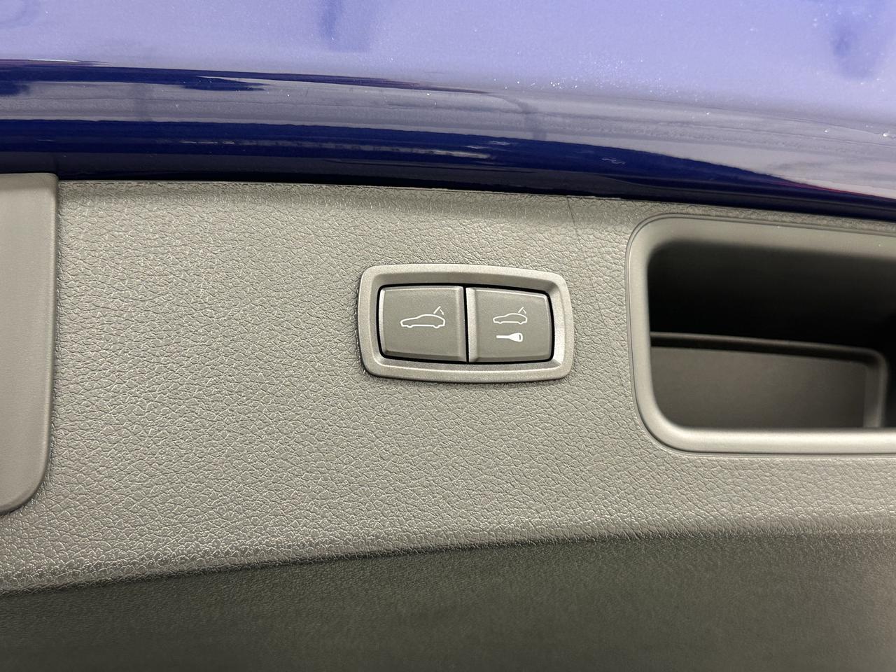 2025 Porsche Macan Newark DE