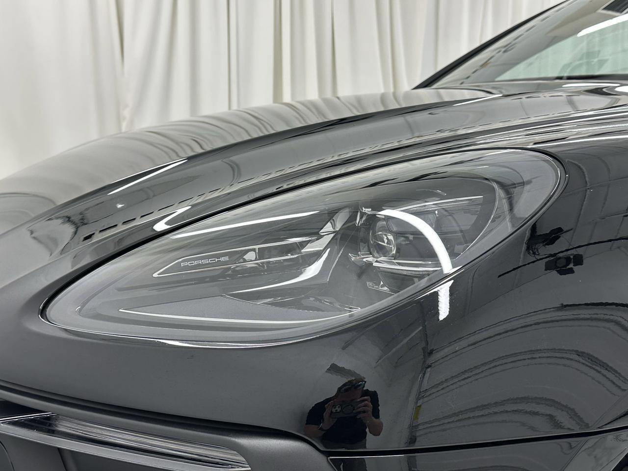 2025 Porsche Macan Newark DE