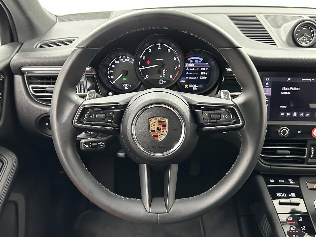 2025 Porsche Macan Newark DE