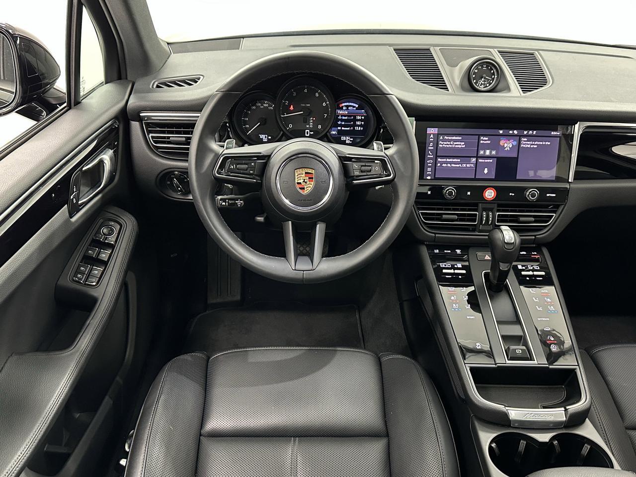 2025 Porsche Macan Newark DE