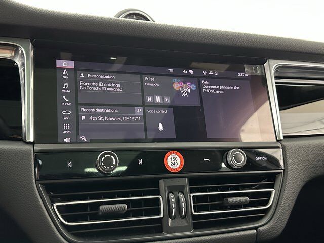 2025 Porsche Macan Newark DE