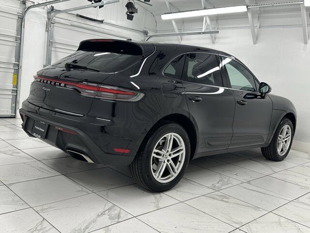 2025 Porsche Macan Newark DE