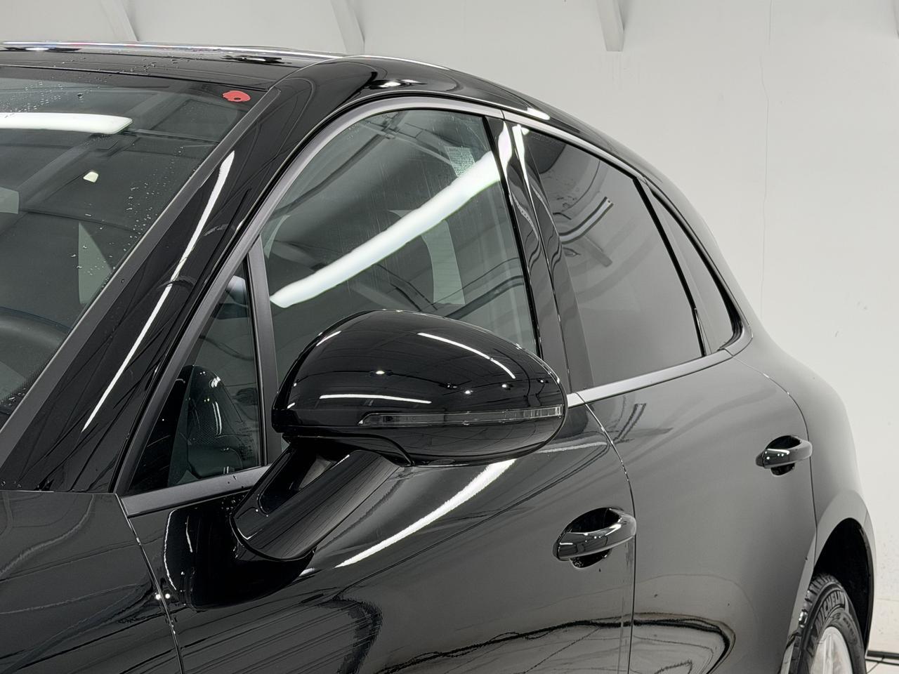 2025 Porsche Macan Newark DE