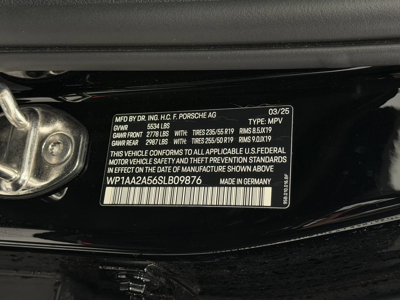 2025 Porsche Macan Newark DE