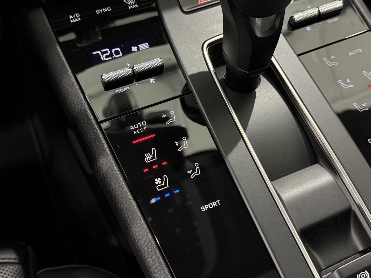 2025 Porsche Macan Newark DE