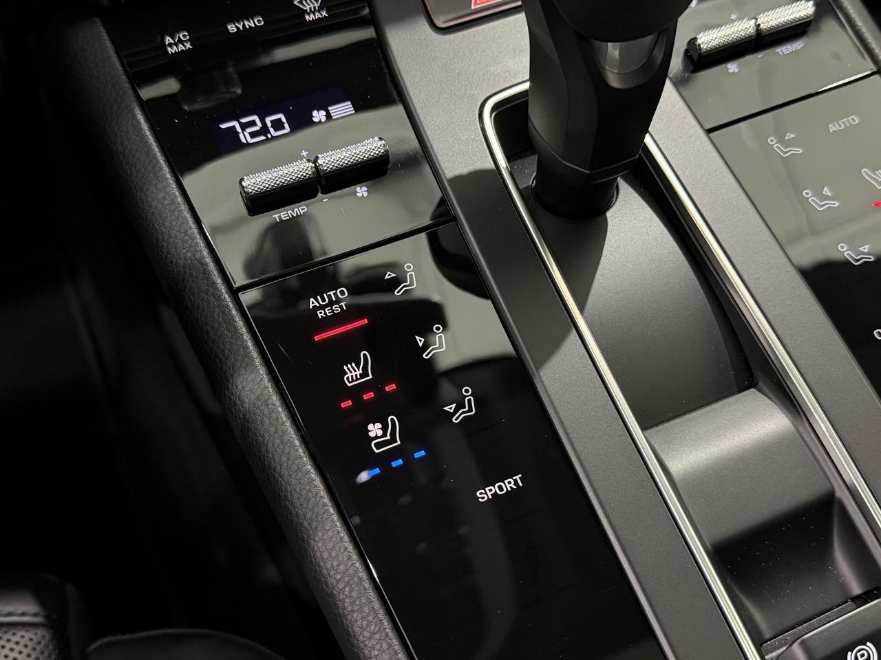 2025 Porsche Macan Newark DE