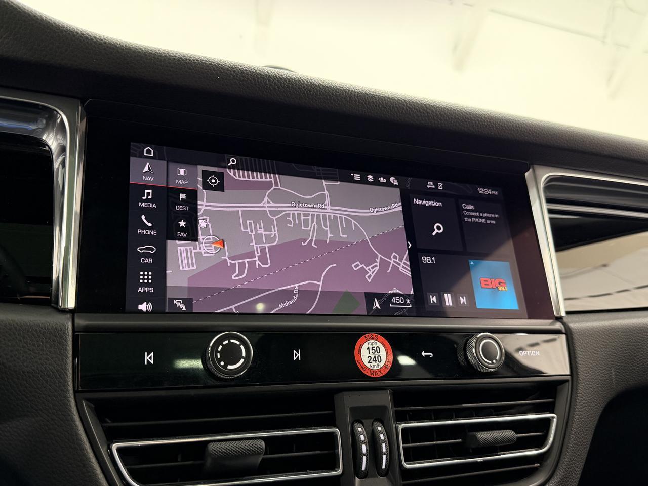 2025 Porsche Macan Newark DE