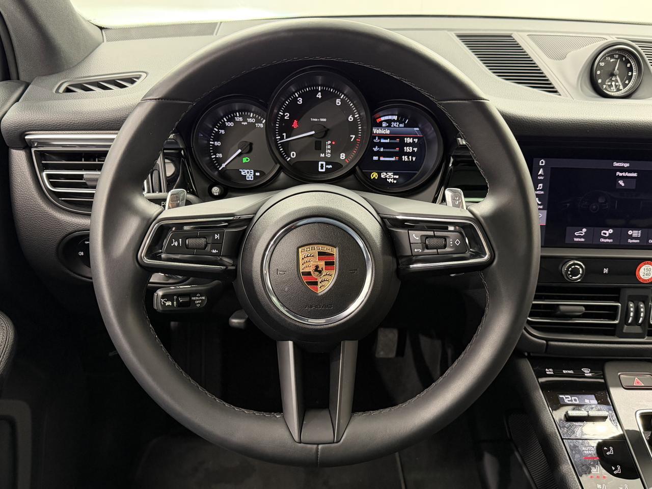 2025 Porsche Macan Newark DE