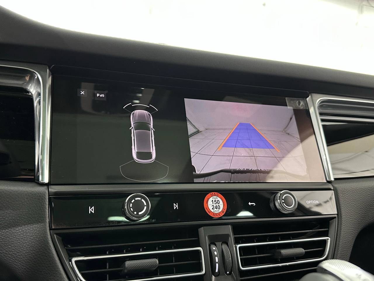 2025 Porsche Macan Newark DE