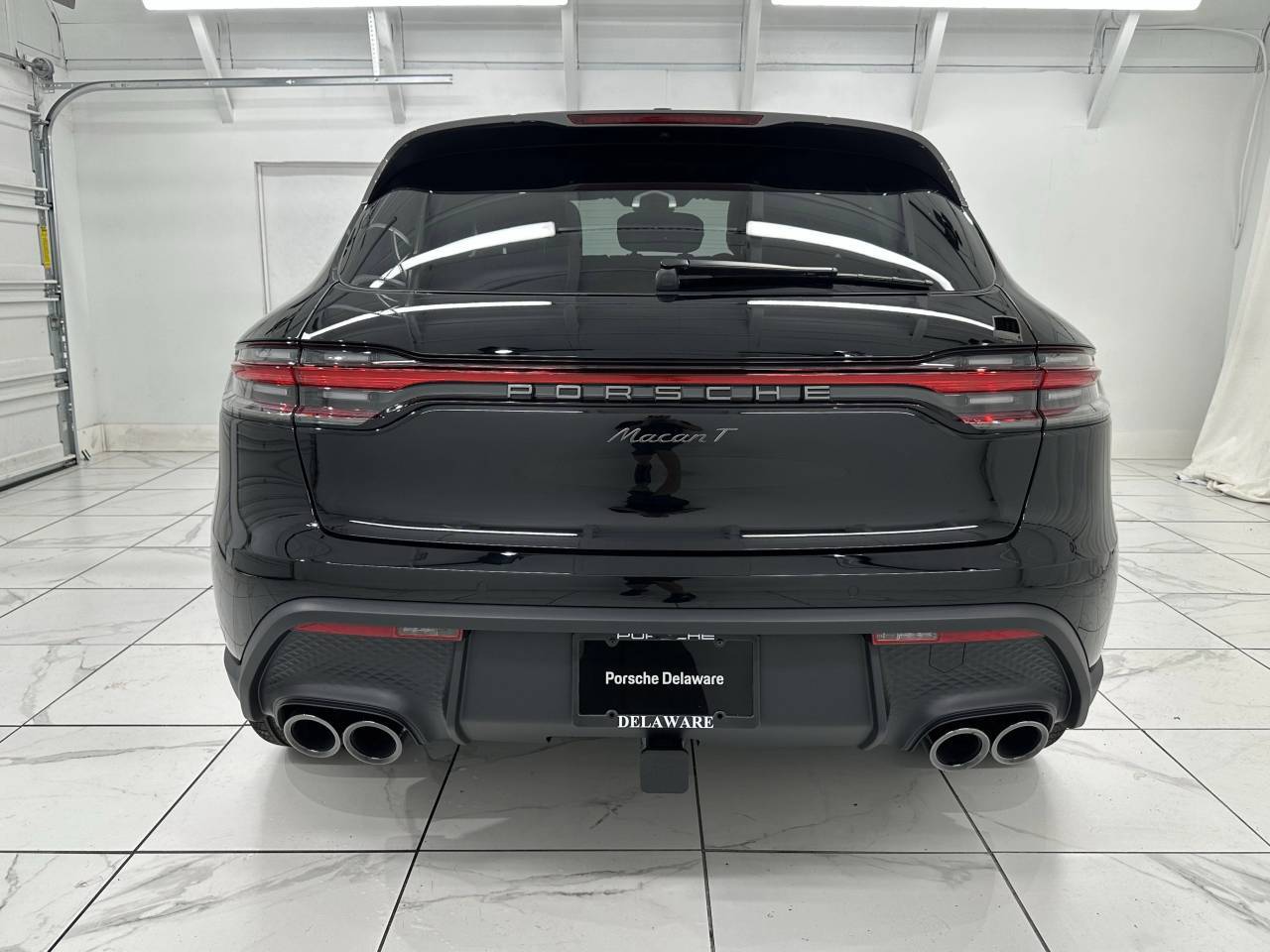 2025 Porsche Macan Newark DE