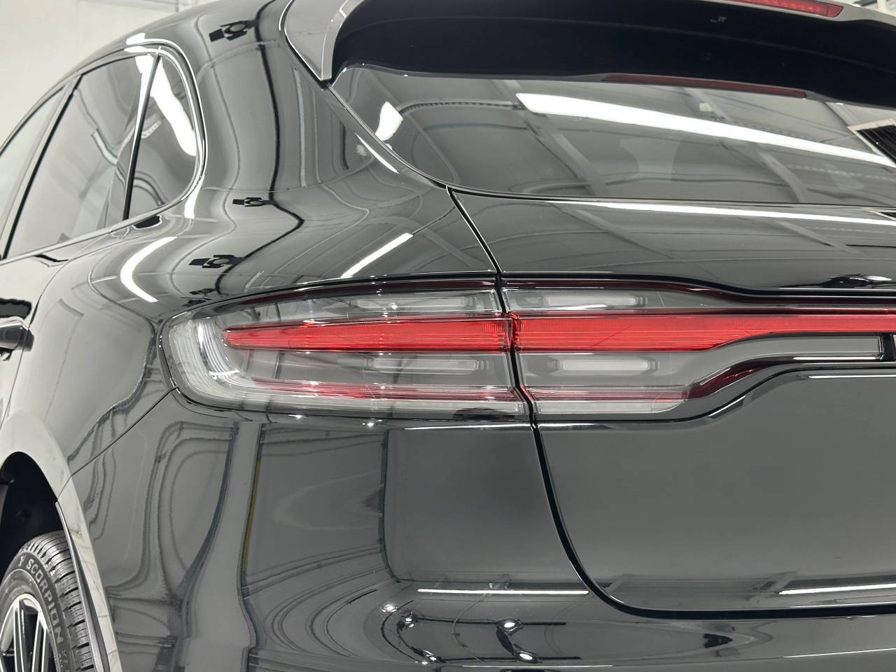 2025 Porsche Macan Newark DE