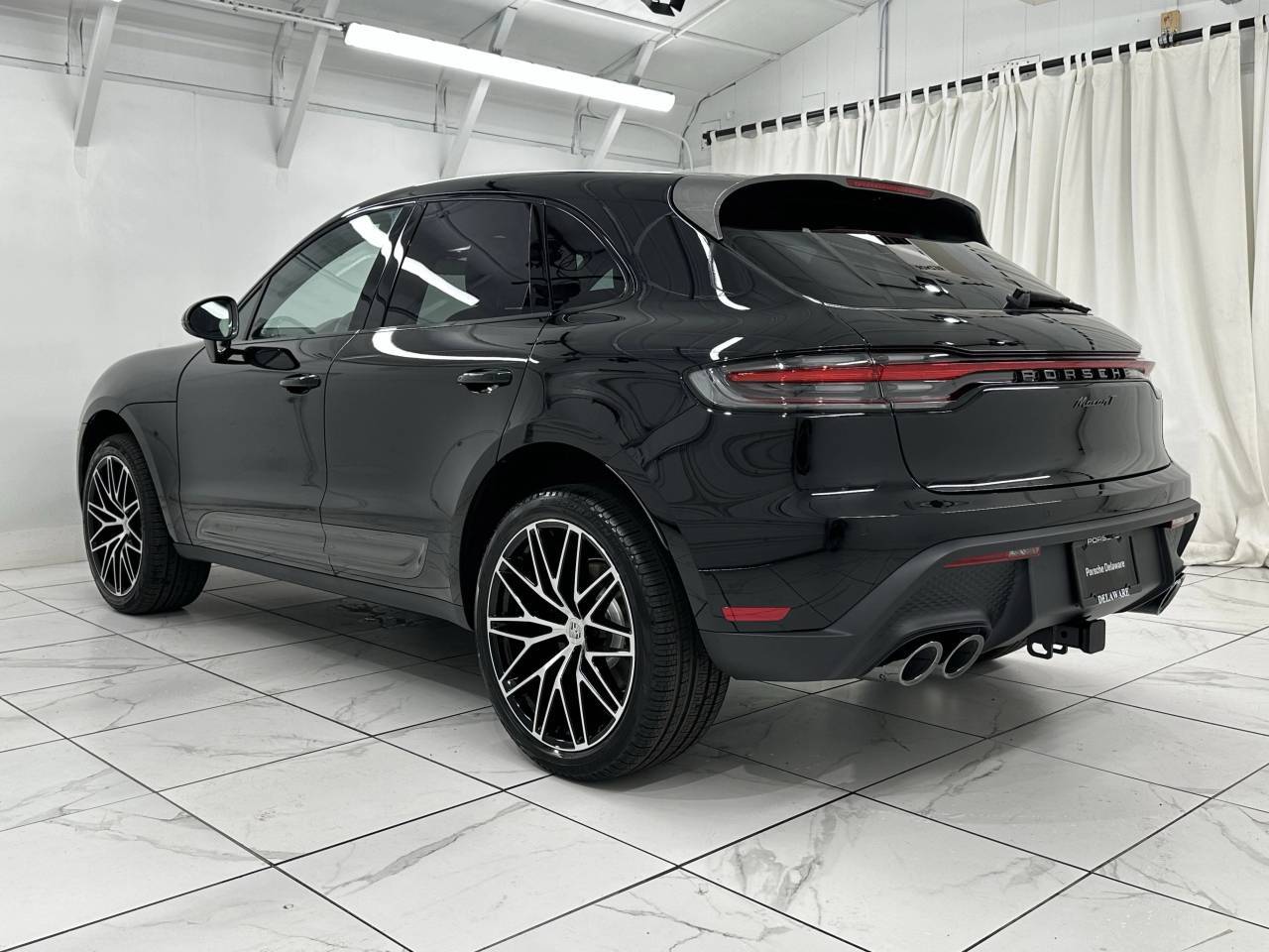 2025 Porsche Macan Newark DE