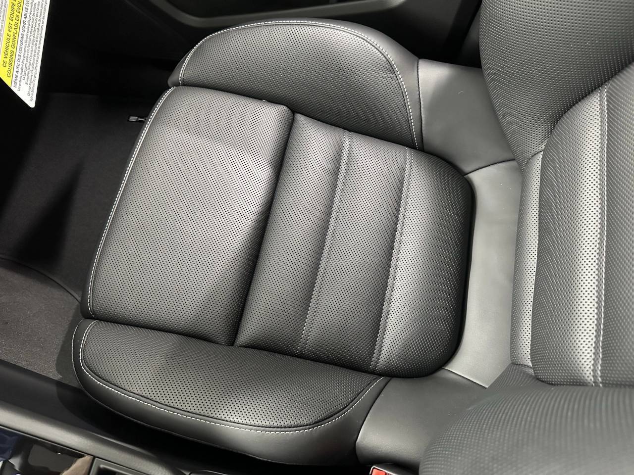 2025 Porsche Macan Newark DE
