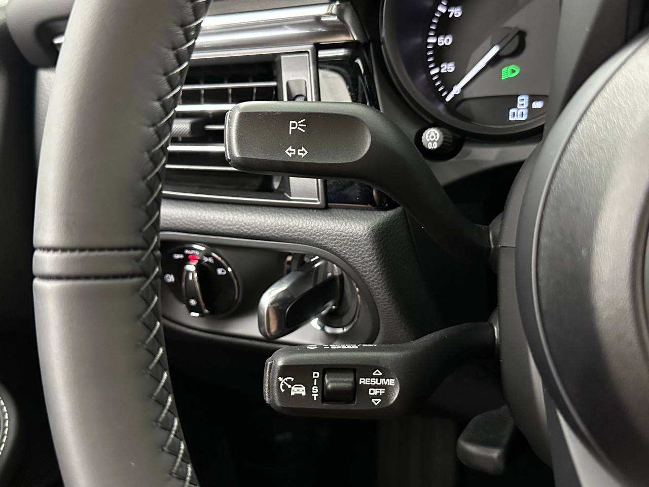 2025 Porsche Macan Newark DE