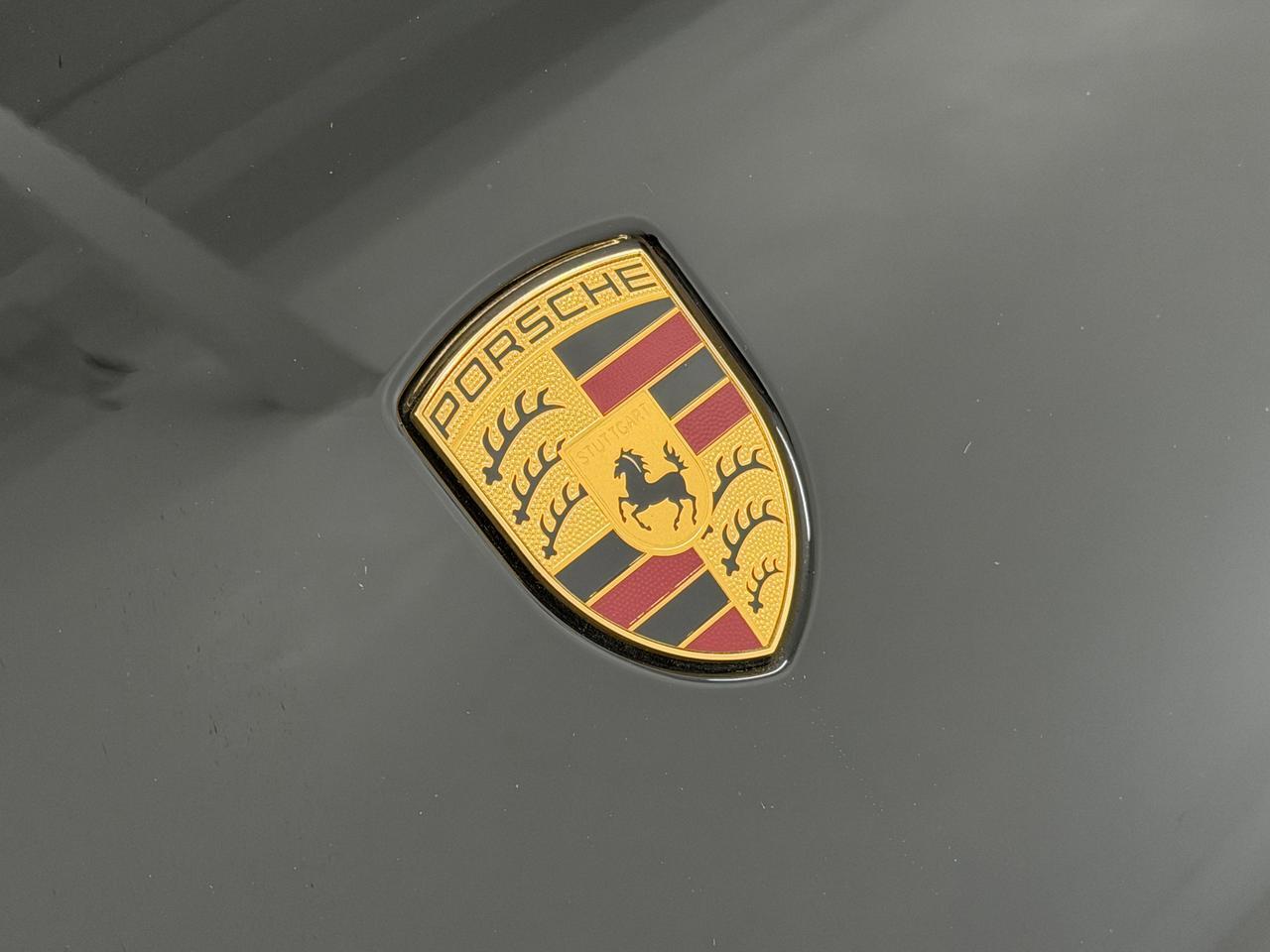 2025 Porsche Macan Newark DE