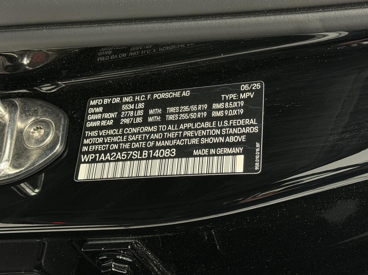 2025 Porsche Macan Newark DE