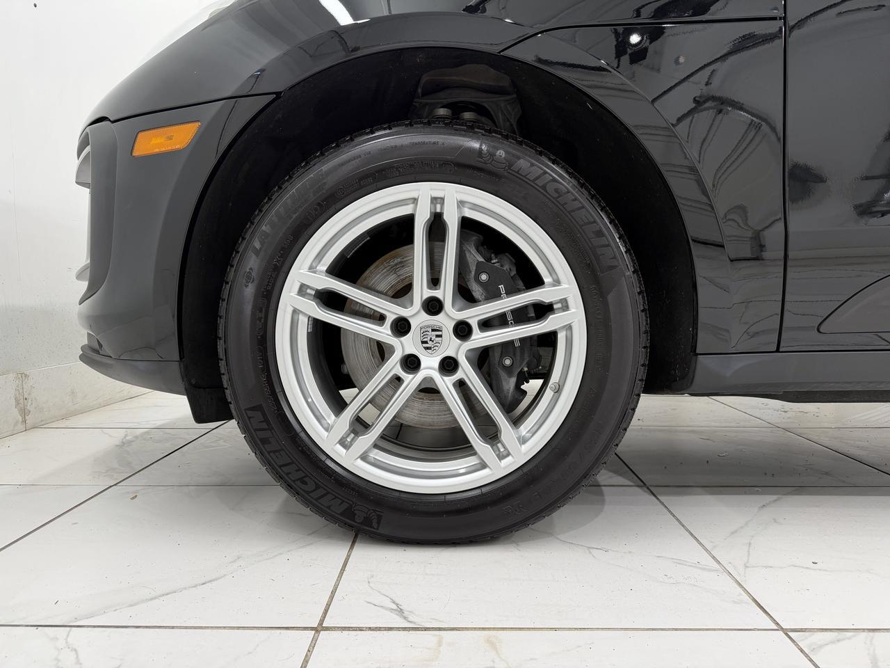 2025 Porsche Macan Newark DE