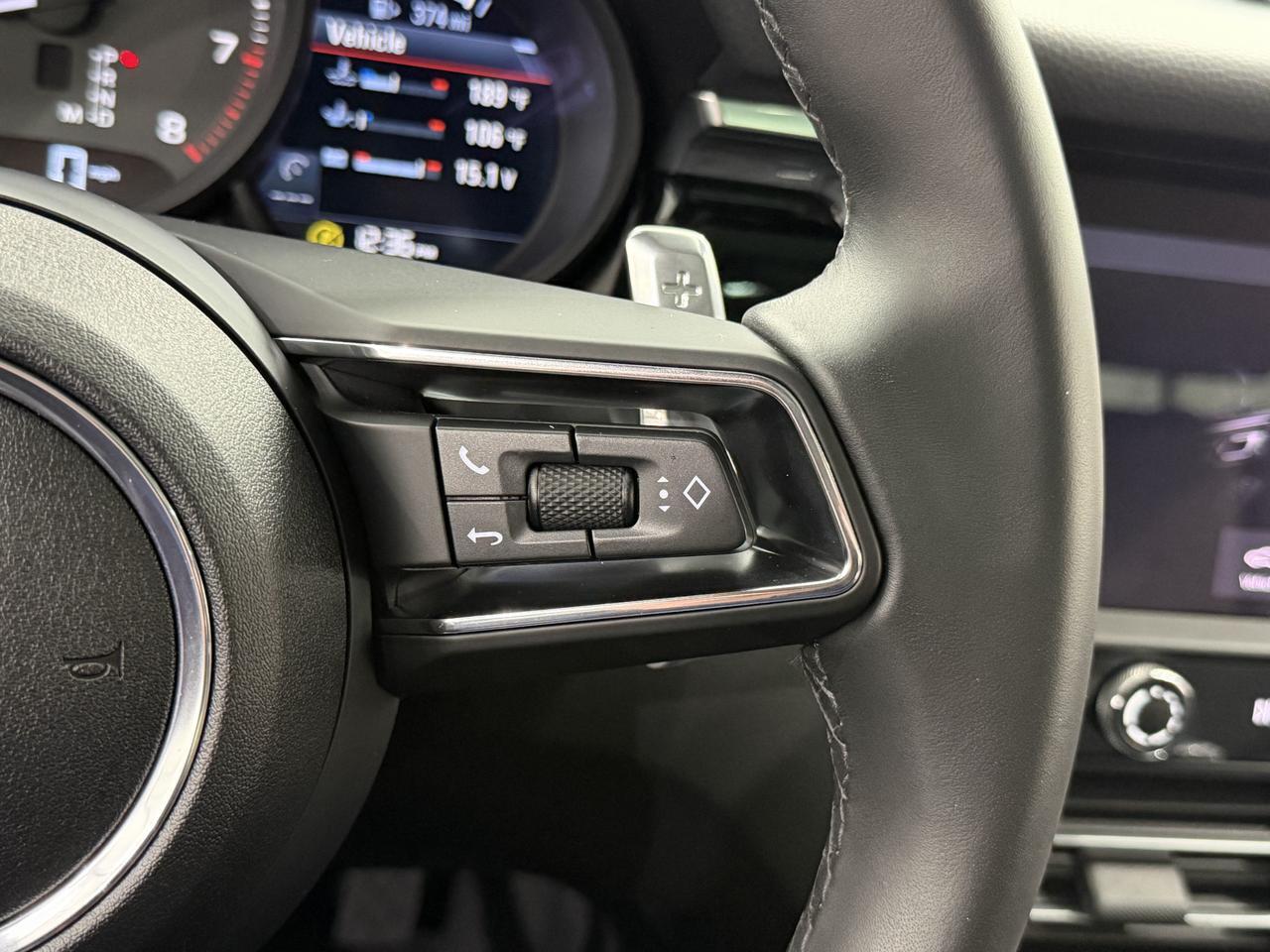 2025 Porsche Macan Newark DE