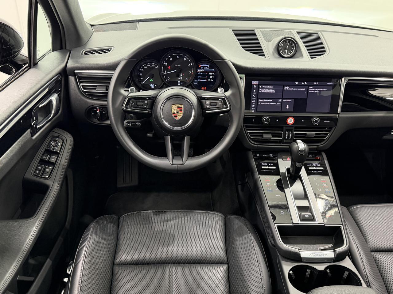 2025 Porsche Macan Newark DE