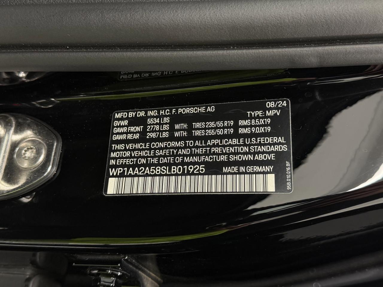 2025 Porsche Macan Newark DE