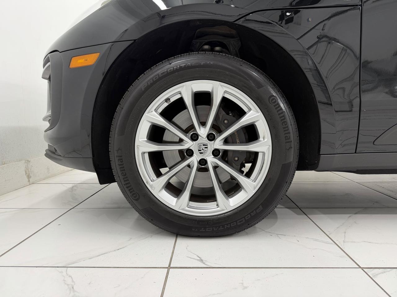 2025 Porsche Macan Newark DE